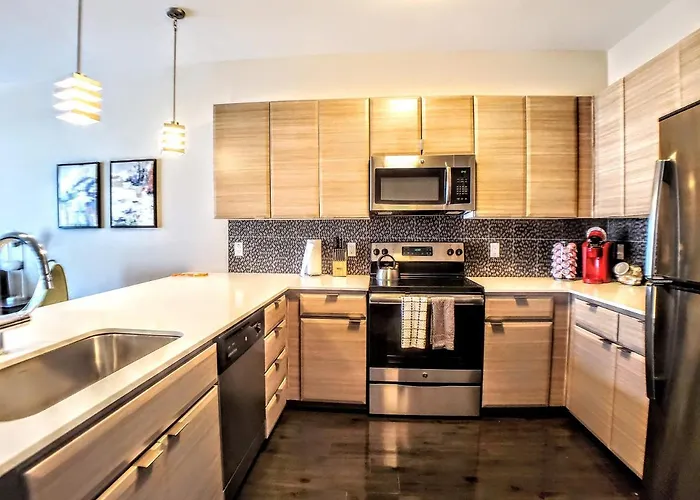 Modern Urban Apartments│on Roosevelt Row│local Eat & Drink Apartment Phoenix