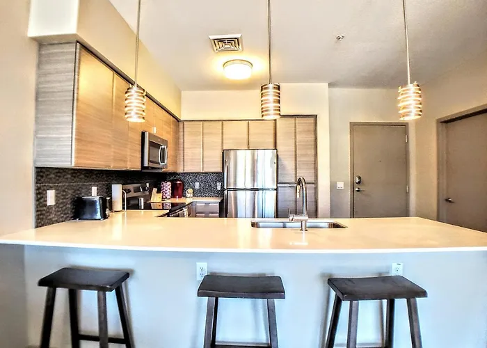 Modern Urban Apartments│on Roosevelt Row│local Eat & Drink
