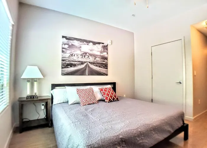 Modern Urban Apartments│on Roosevelt Row│local Eat & Drink Apartment Phoenix